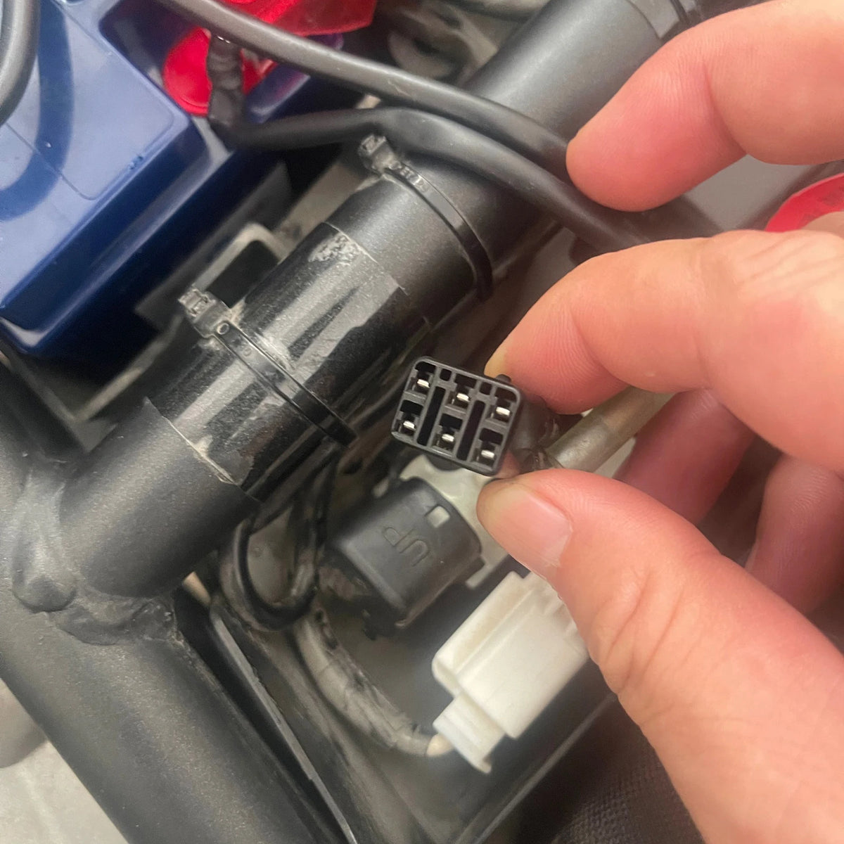 Cable OBD2 Royal Enfield 6 pines