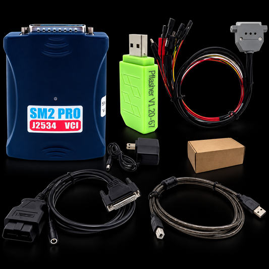Programador ECU SM2 PRO J2534 VCI 67 Módulos con Dongle sobre fondo negro
