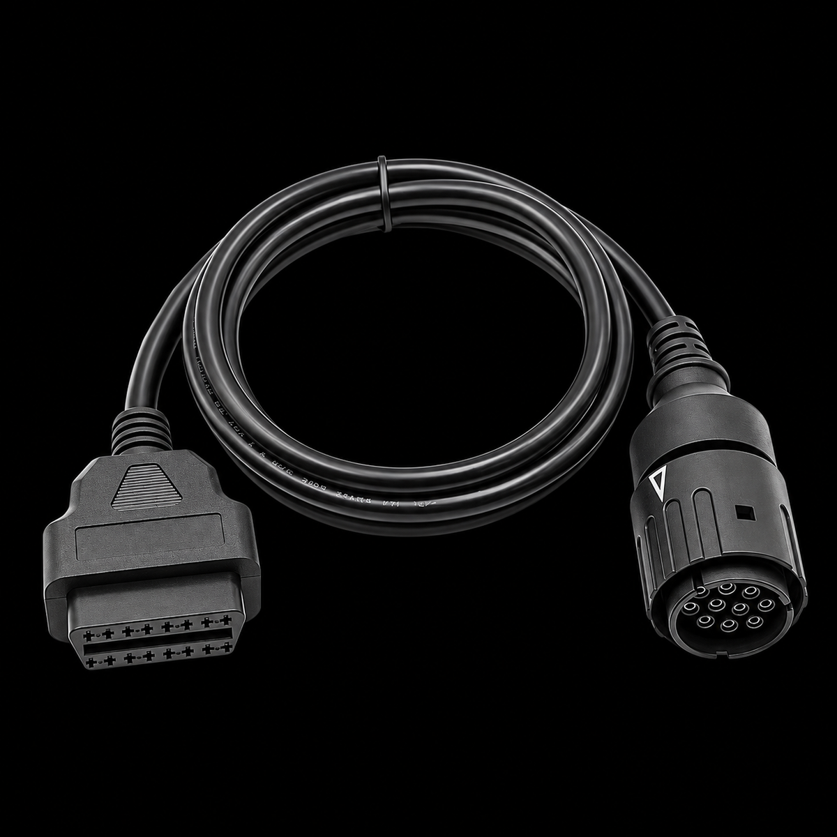 Cable Adaptador BMW Moto 10 Pines a OBD2 16 Pines para Diagnóstico sobre fondo negro